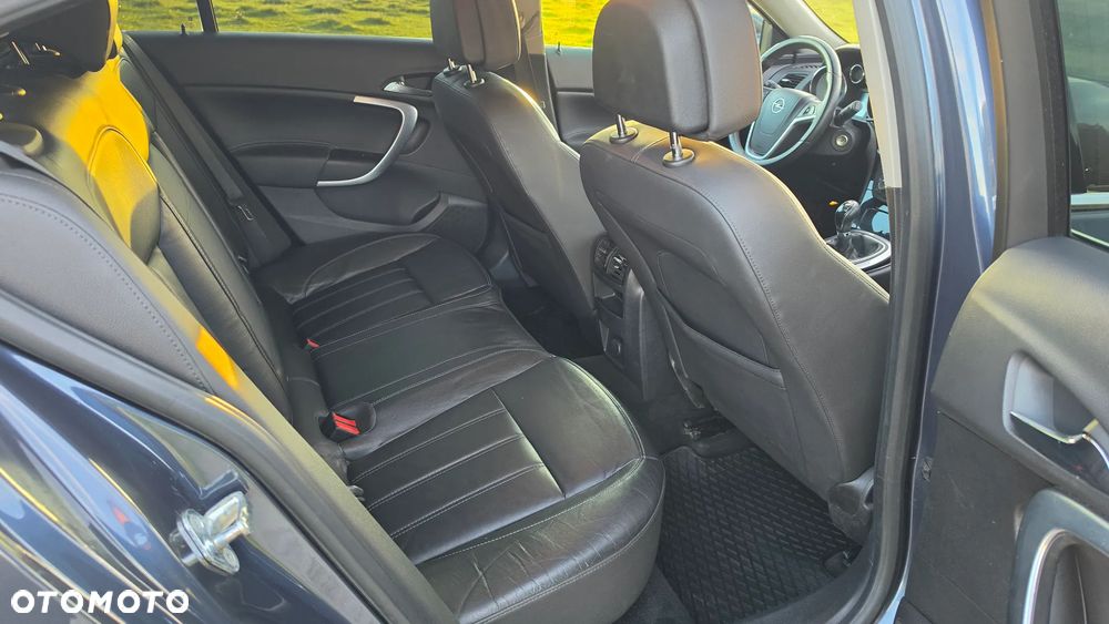 Opel Insignia 2.0 T Sport 4x4 - 13