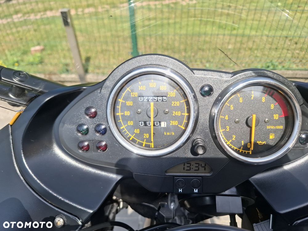 BMW R - 12