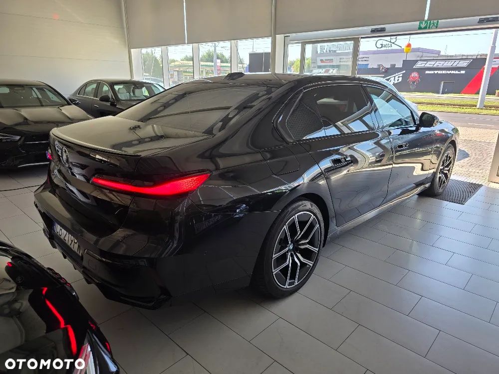 BMW Seria 7 - 1