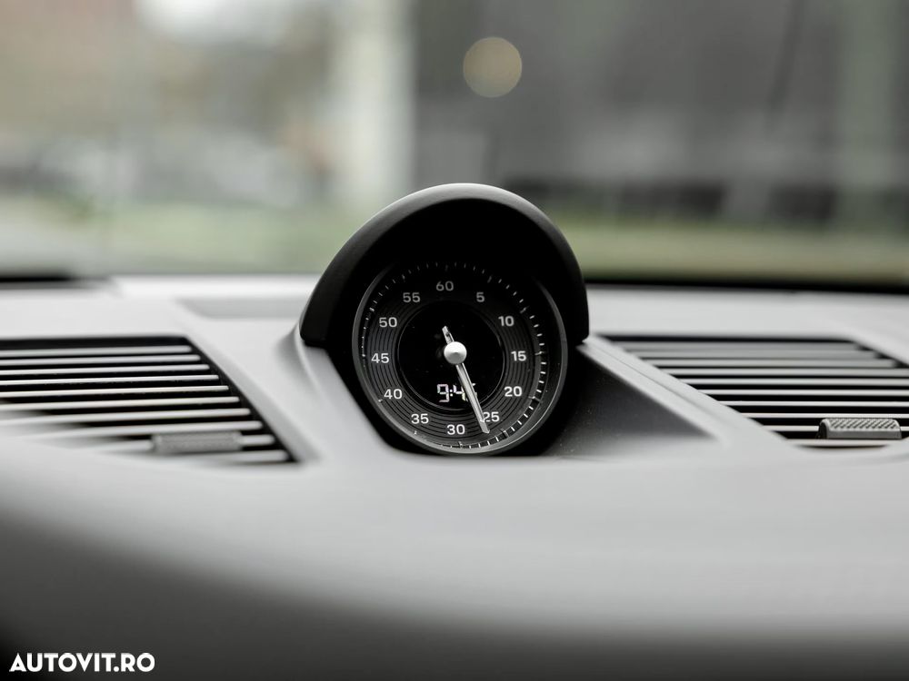 Porsche 911 Carrera PDK - 22