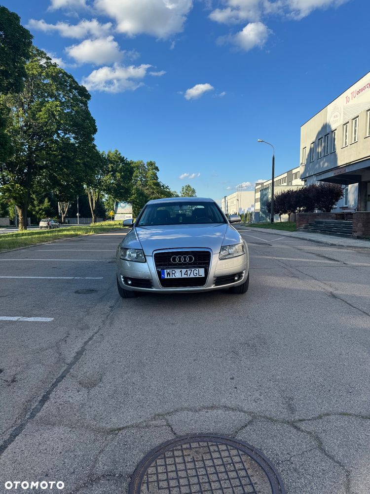 Audi A6 Limousine 2.4 - 3