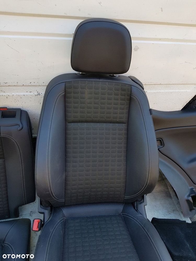 fotele kanapa Opel Astra J GTC - 4