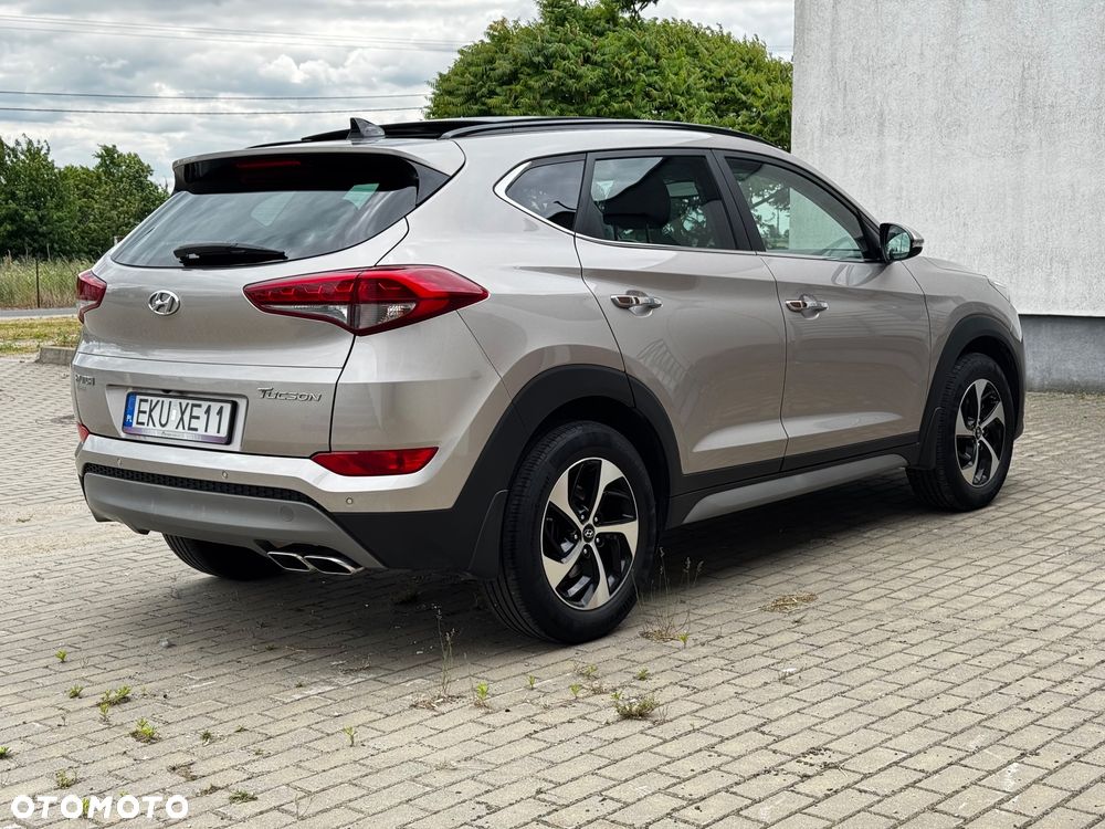 Hyundai Tucson 2.0 CRDI BlueDrive Style 2WD - 2