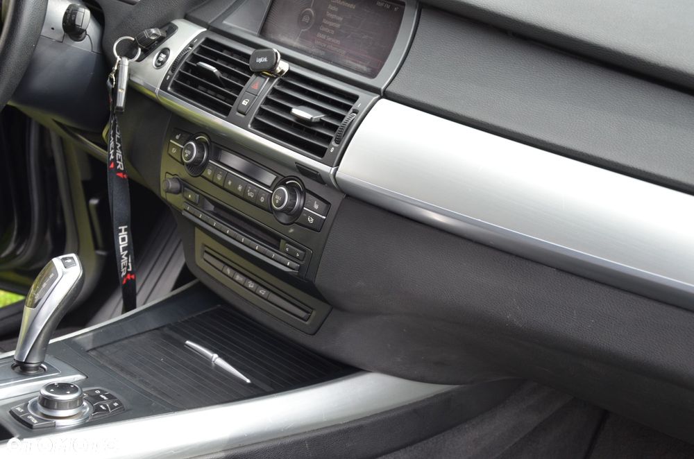 BMW X5 xDrive30d - 14