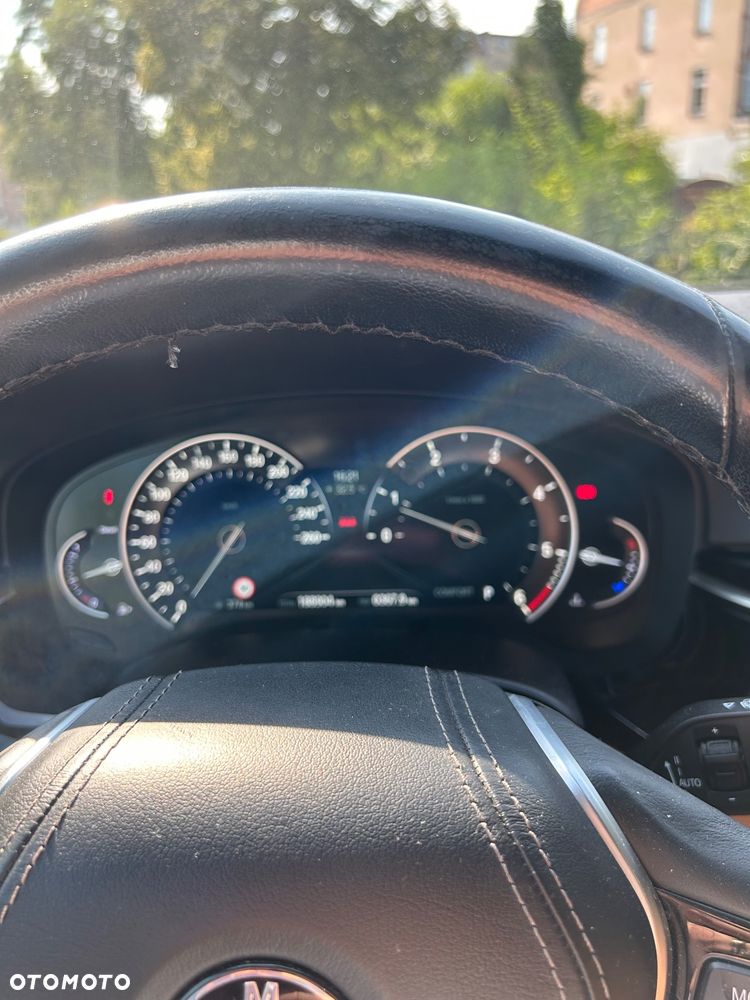 BMW Seria 5 520d xDrive MHEV Business Edition - 29
