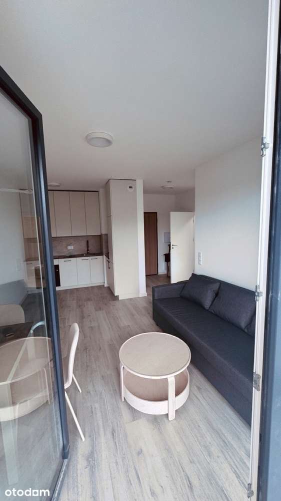 Pierwszy najem: nowe 38 m², balkon, parking, klimatyzacja