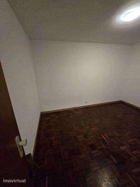 Apartamento t2 em almeirim - Grande imagem: 2/7