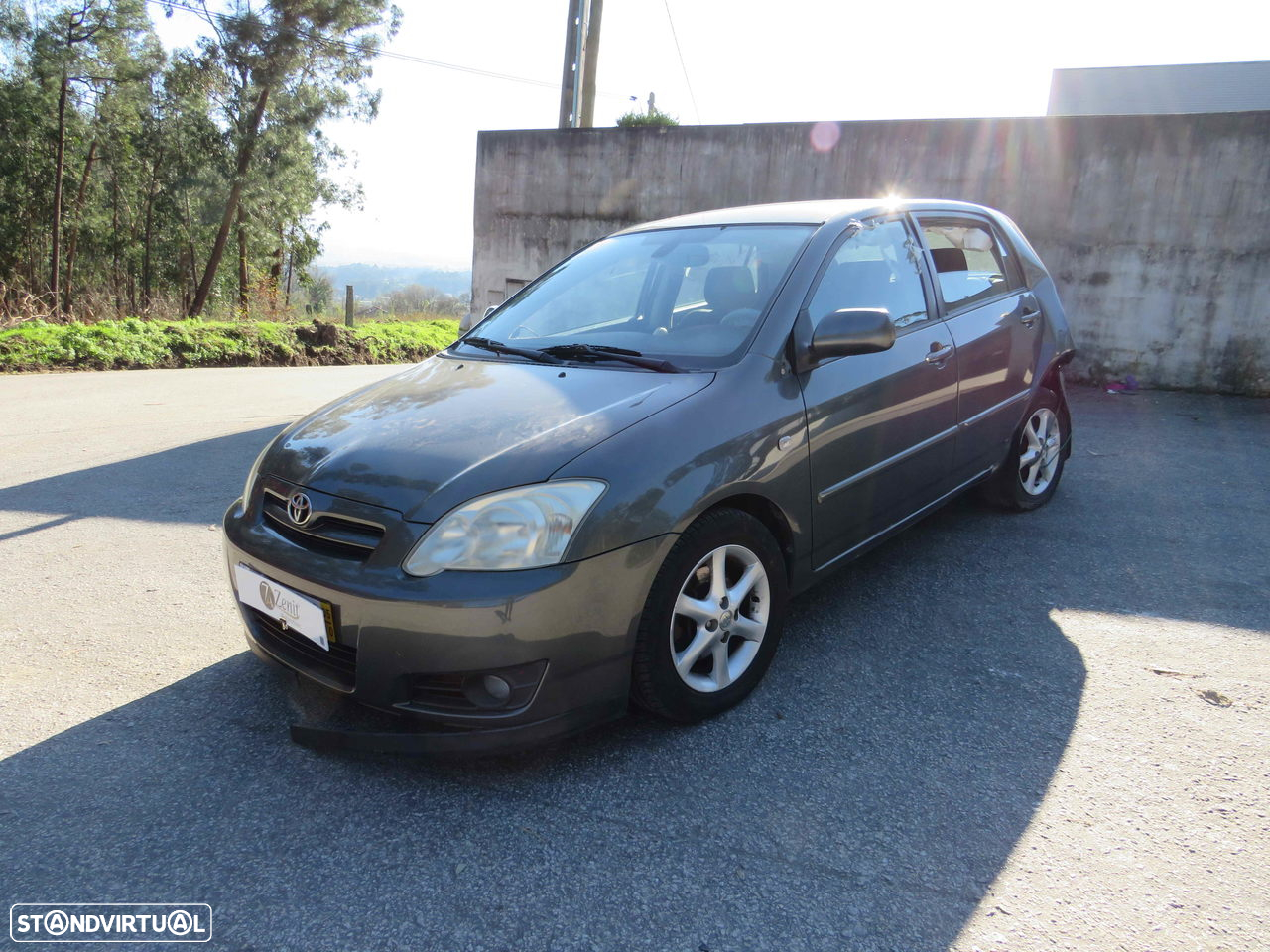 Toyota Corolla 1.4 D (90cv) de 2005 - Peças Usadas (8126) - 2