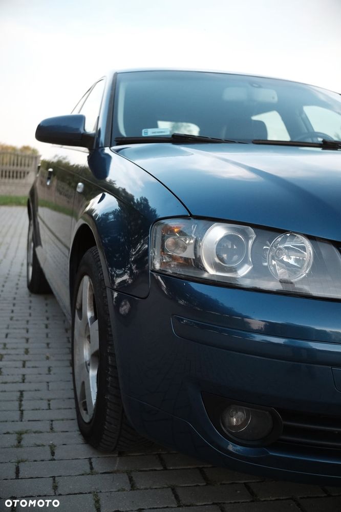 Audi A3 Sportback - 4