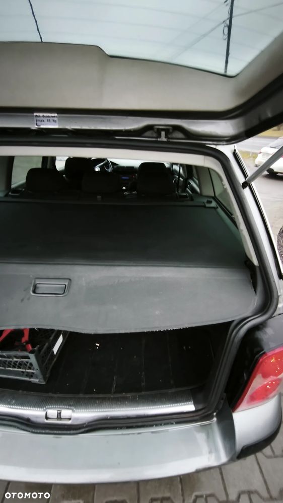 Volkswagen Passat 1.9 TDI Comfortline - 19