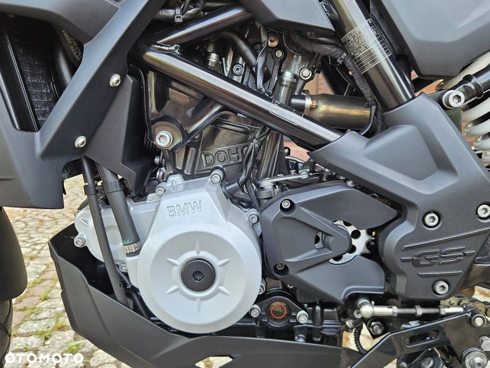 BMW G - 28