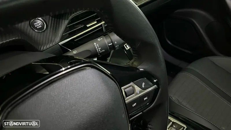 Peugeot e-2008 50 kWh Allure - 6