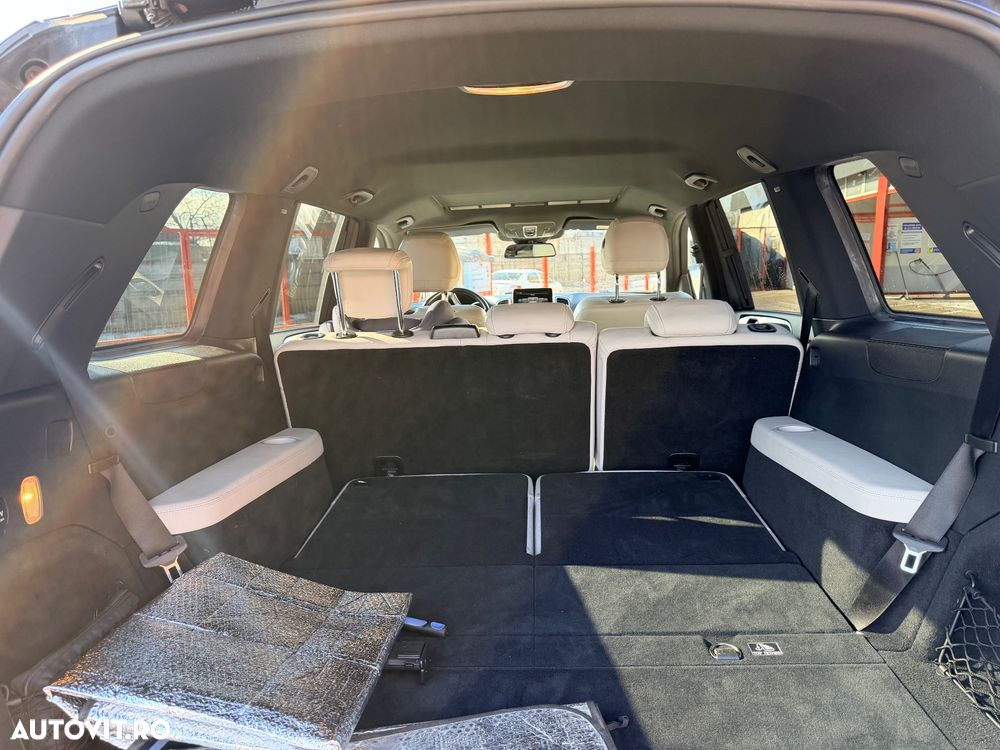 Mercedes-Benz GLS - 8