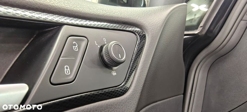 Volkswagen Golf 2.0 TDI BMT Highline EU6 - 17