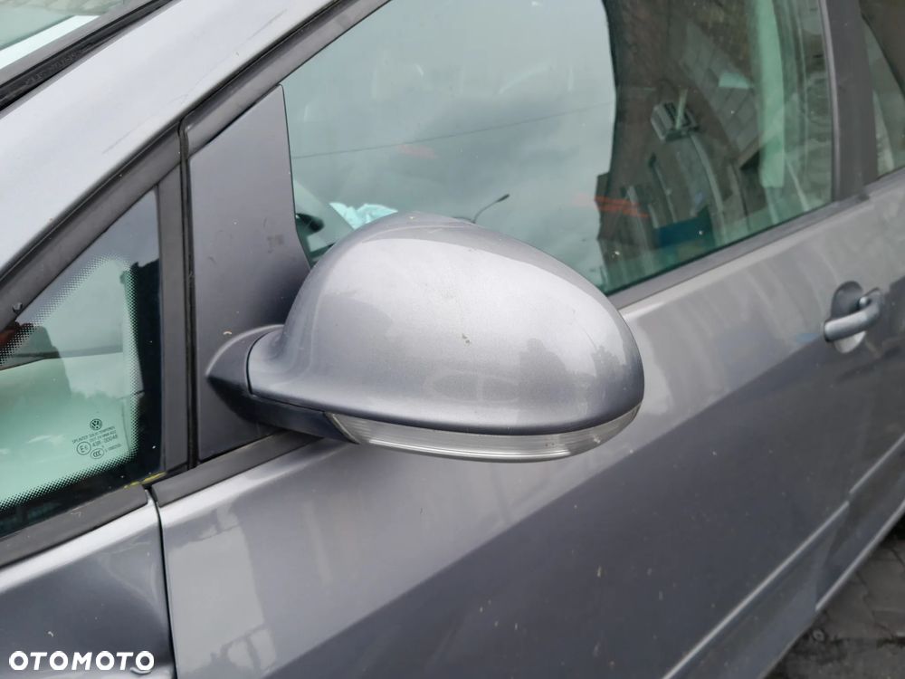 Lusterko zewnętrzne lewe VW Golf V Plus + 04-08r. LA7T - 1