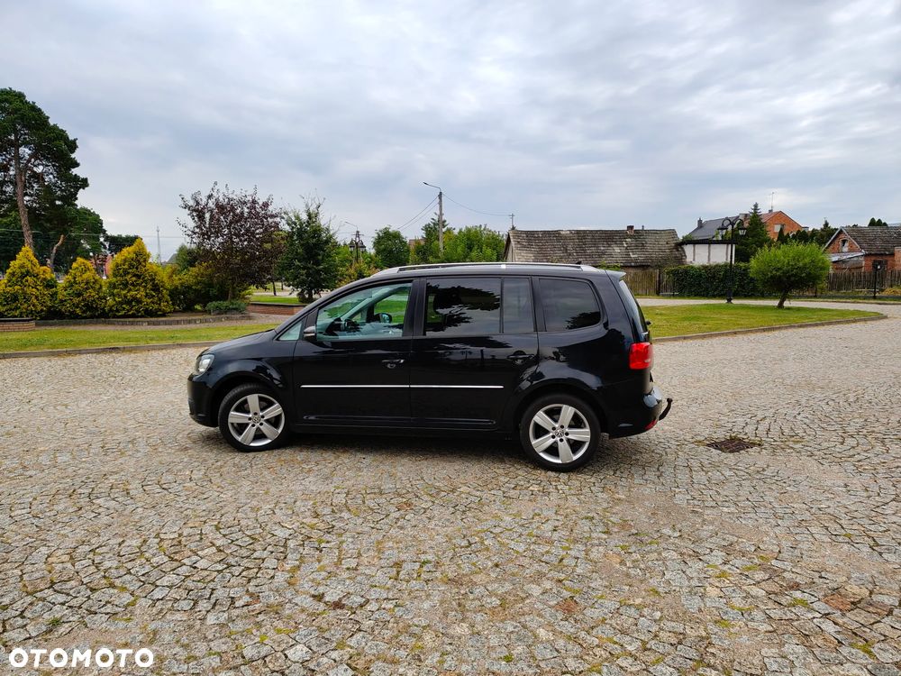 Volkswagen Touran 2.0 TDI DPF DSG Highline - 13