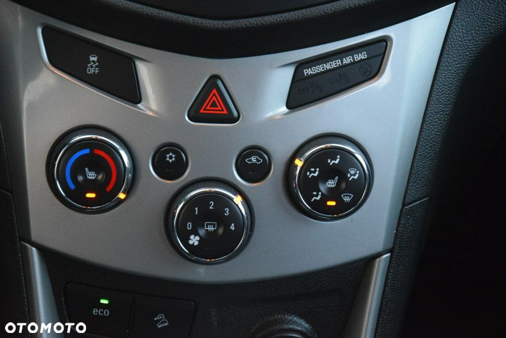 Chevrolet Trax 1.4 T LT AWD - 31