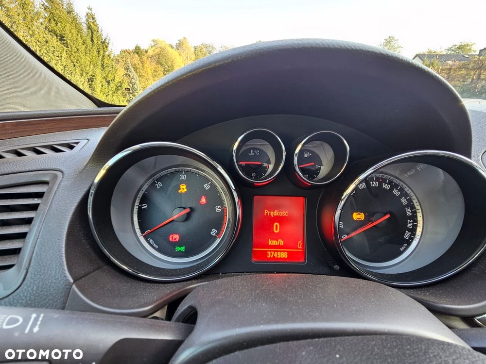 Opel Insignia - 26