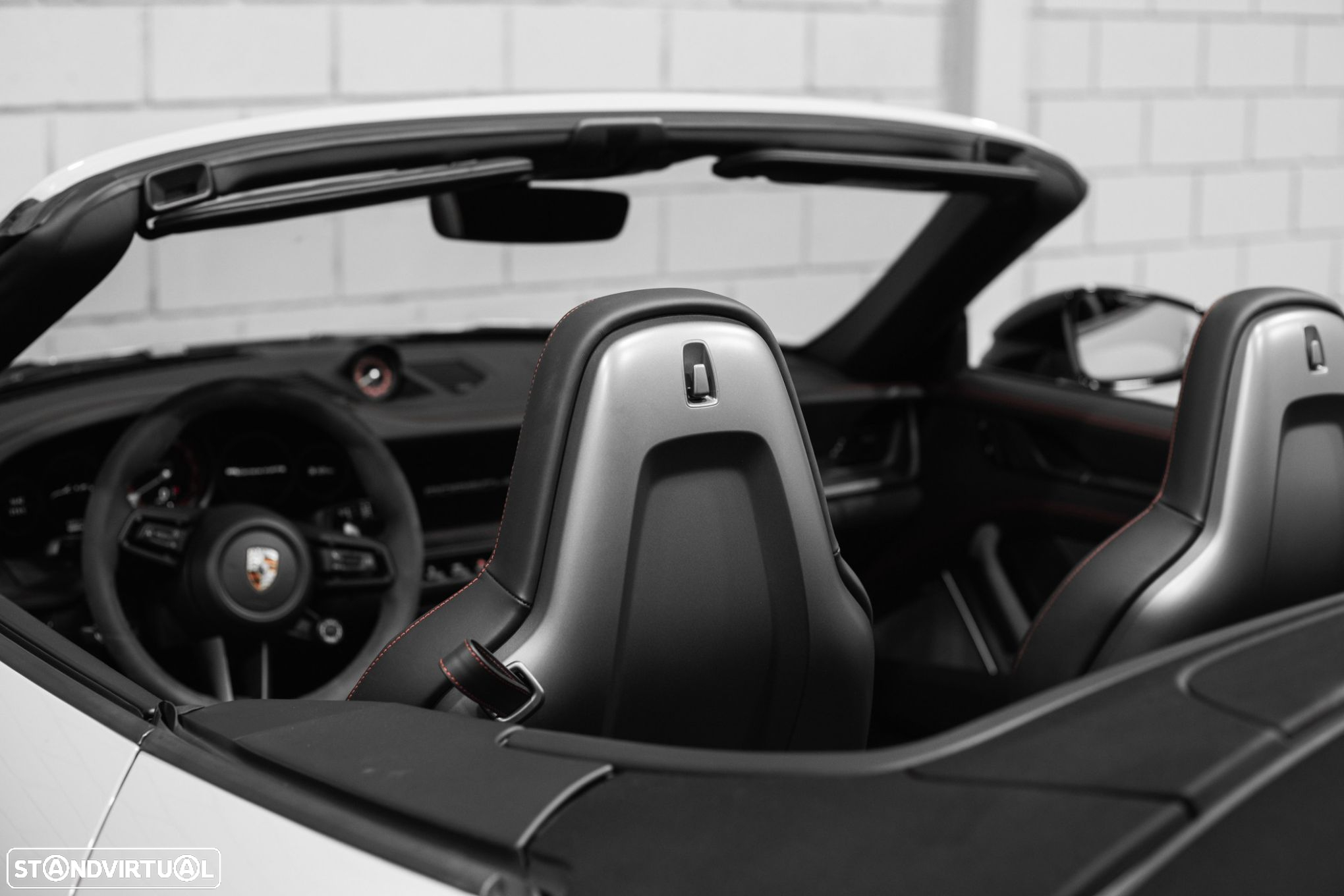 Porsche 911 (992) Carrera 4 GTS PDK - 46