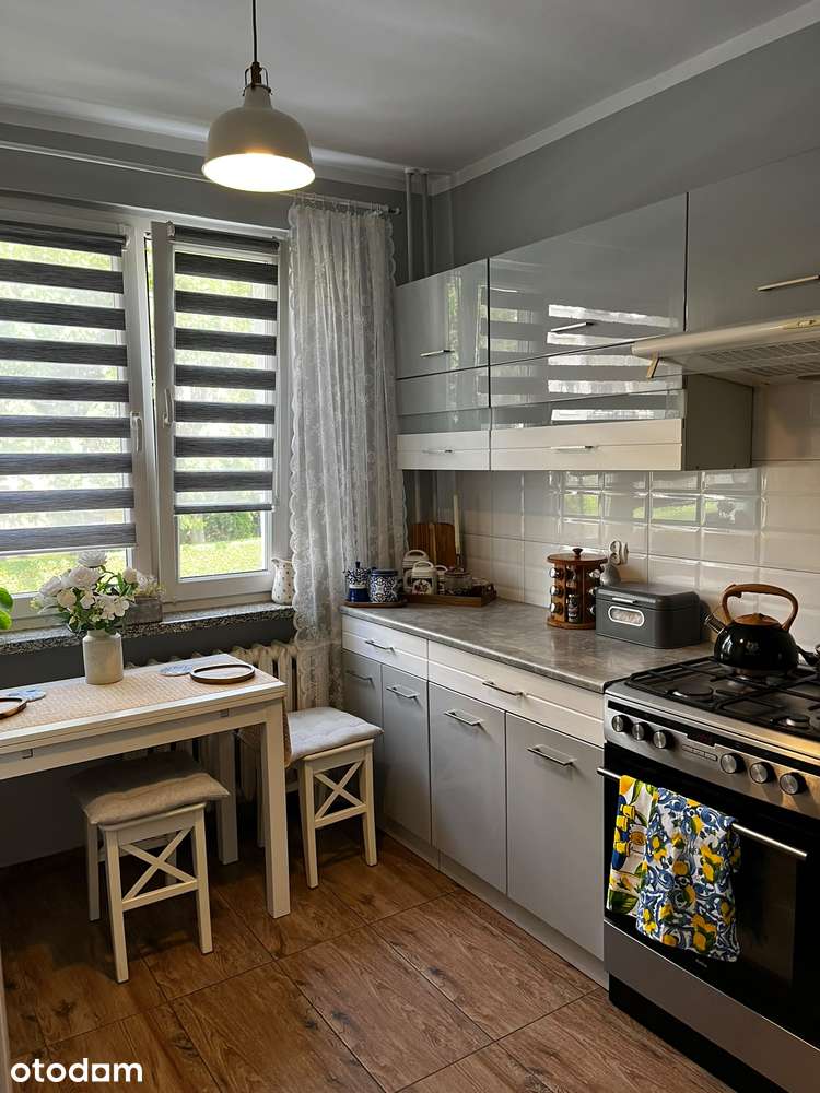 Os. Różane, 3 pok, 54m2, rozkład, balkon.