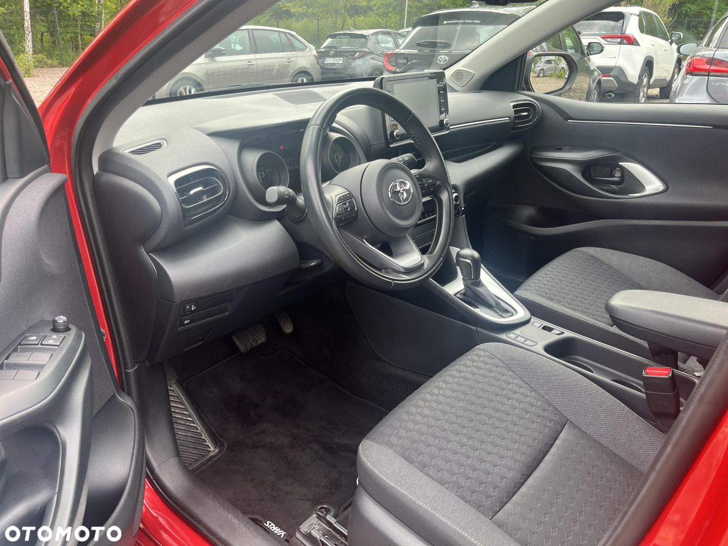 Toyota Yaris - 18