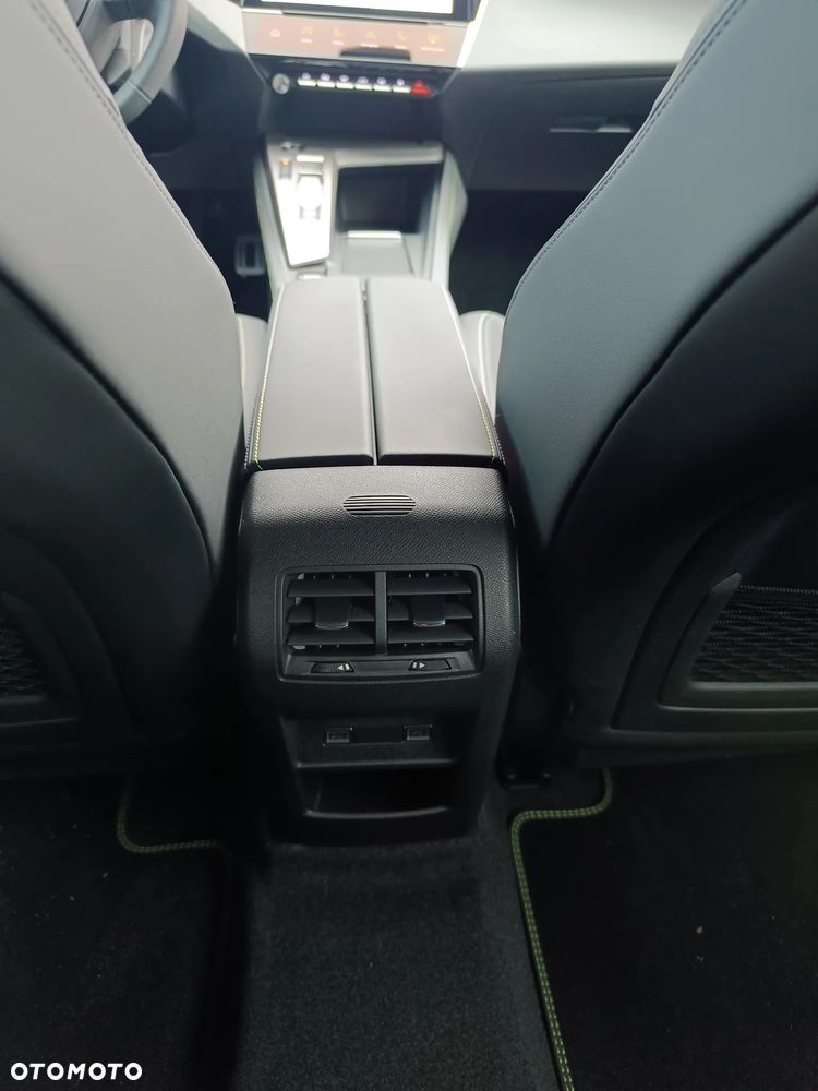 Peugeot 408 1.2 PureTech mHEV GT S&S e-DCS6 - 31