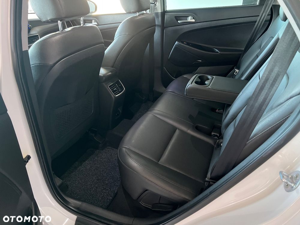Hyundai Tucson - 24
