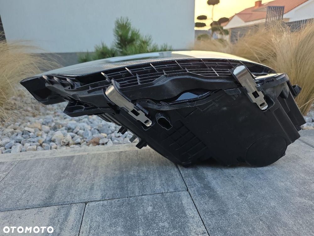 VOLVO XC60 II 2 LIFT Lampa lewa przód Full Led MID Led 32337378 CZARNA - 9