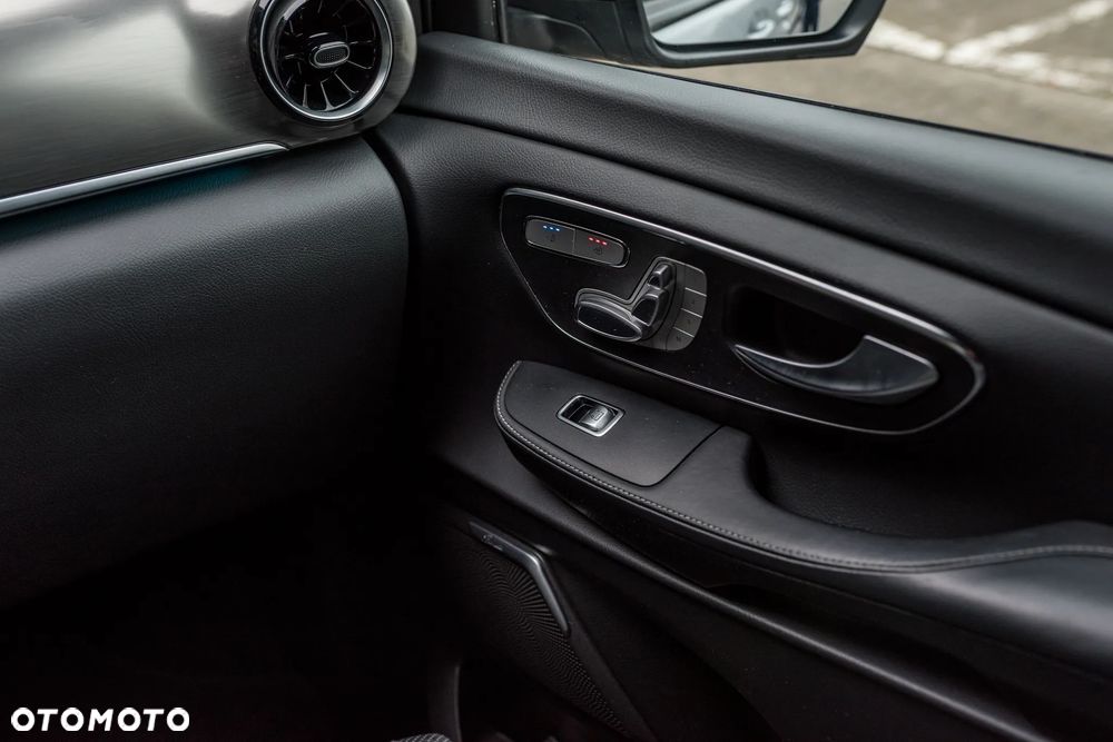 Mercedes-Benz Klasa V 300 d 9G-Tronic Exclusive (d³ugi) - 23