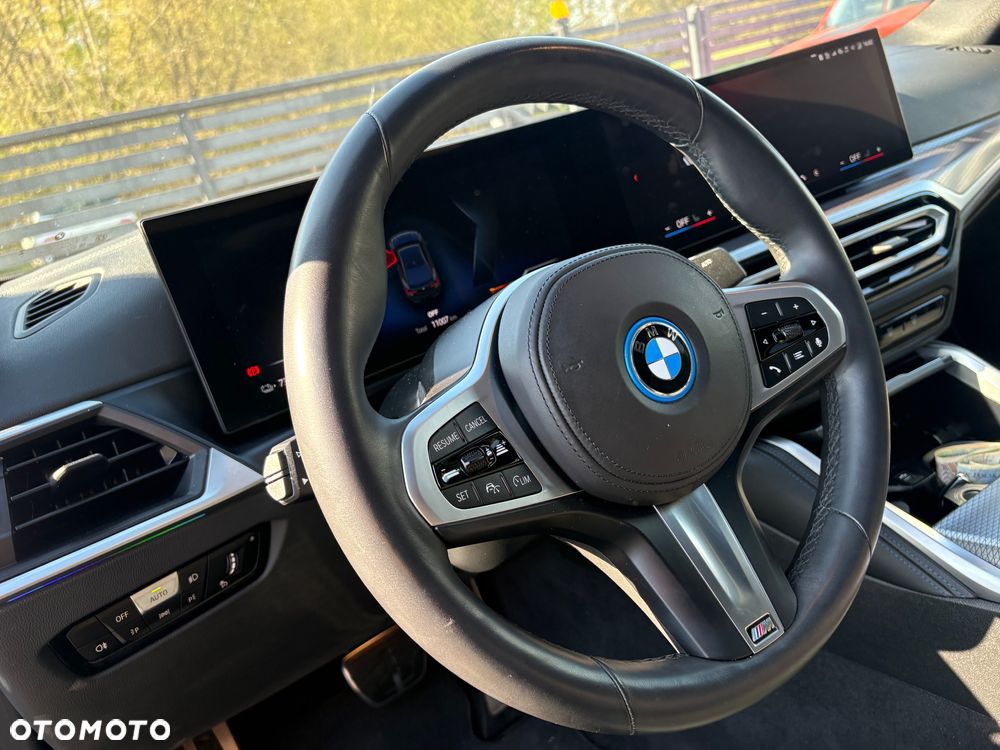 BMW i4 70.3kWh eDrive 35 M Sport Edition - 18