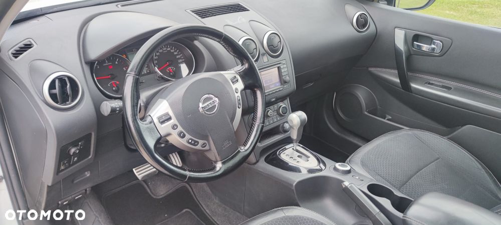 Nissan Qashqai - 11