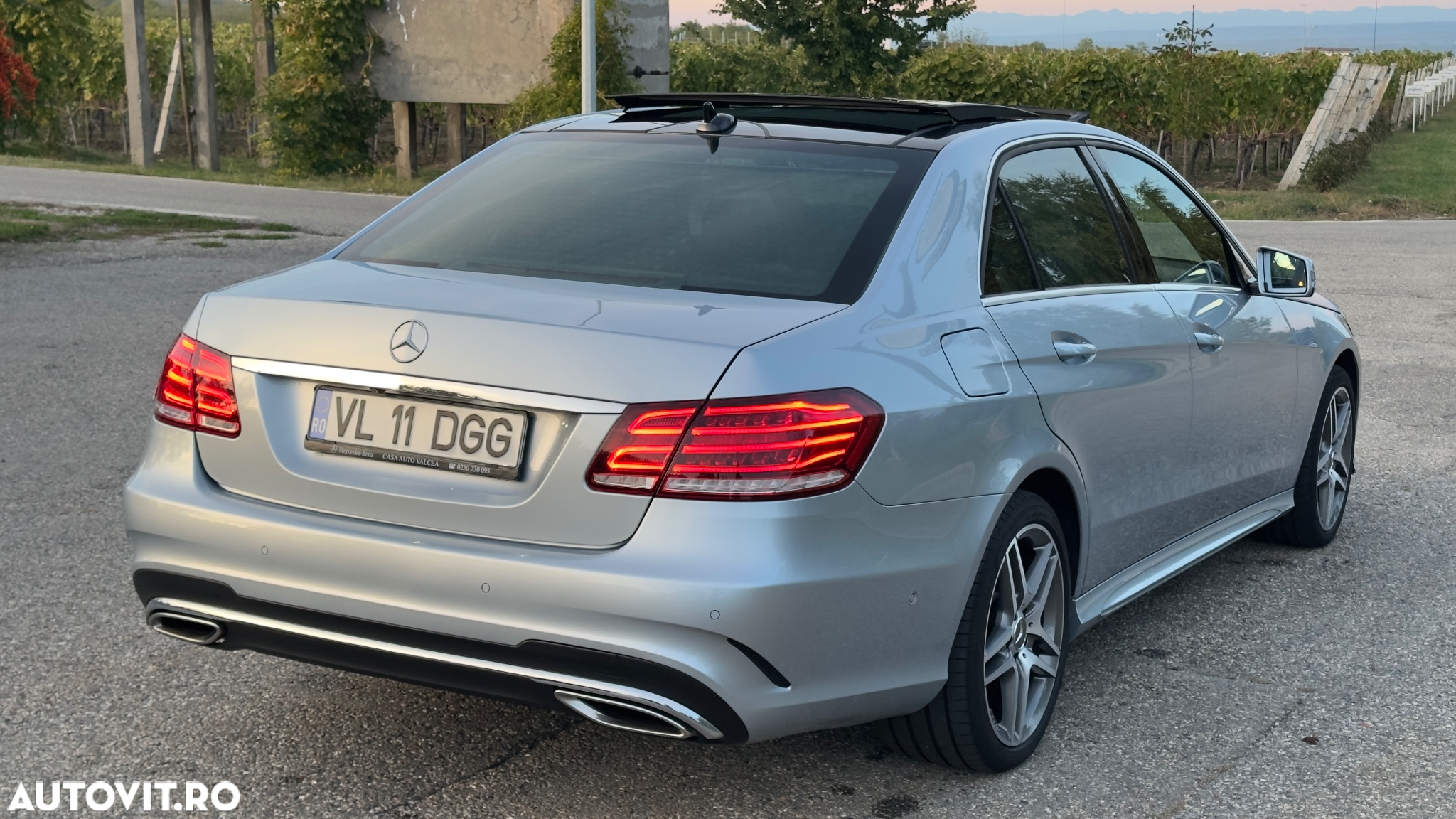 Mercedes-Benz E 300 BLUETEC 9G-TRONIC Avantgarde - 3