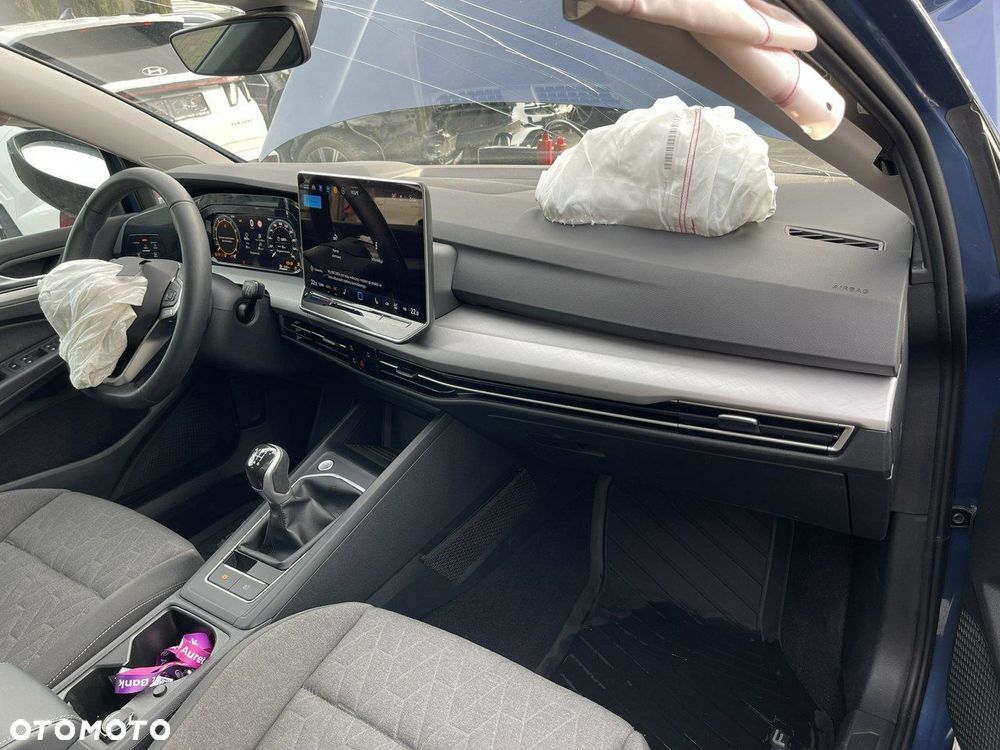 Volkswagen Golf - 12