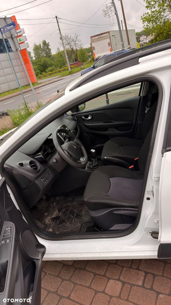 Renault Clio - 8