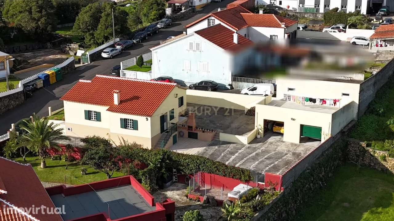 Moradia Rés do Chão T3 em Posto Santo, Angra do Heroísmo - Grande imagem: 5/14