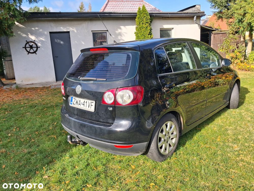 Volkswagen Golf - 2