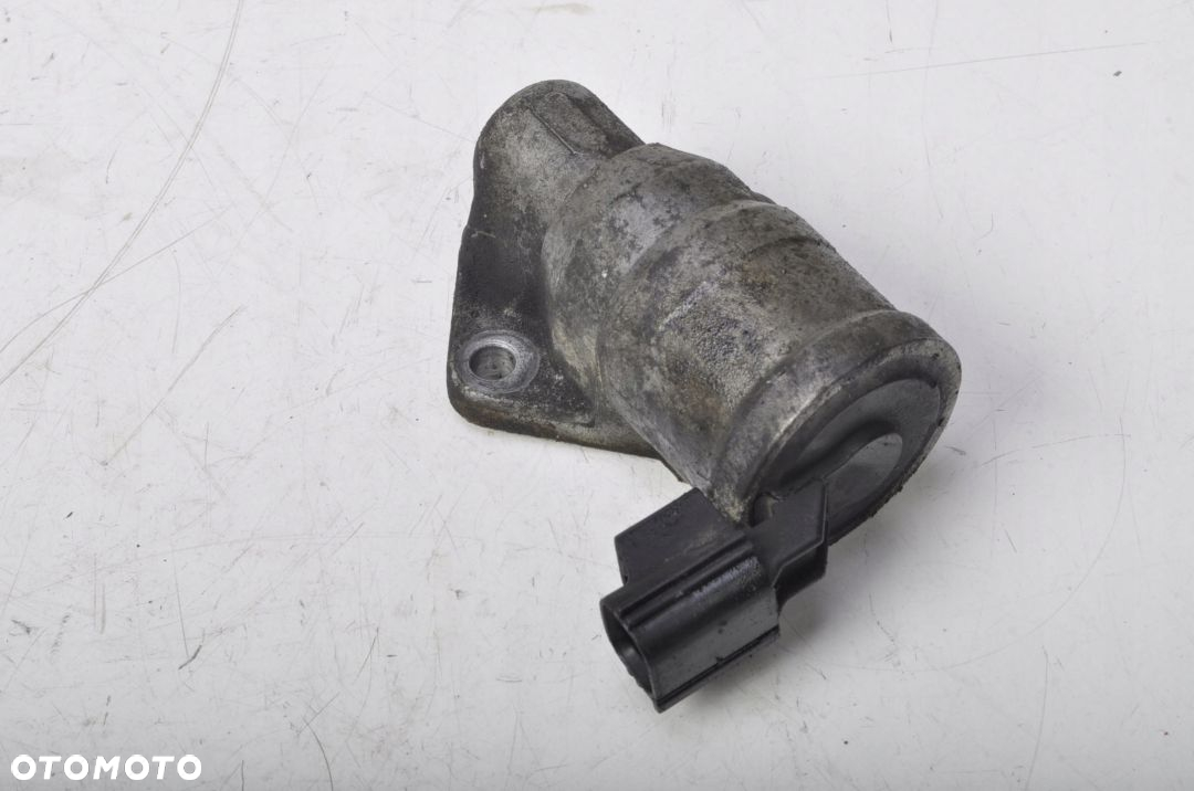VOLVO V40 2.0 T SILNICZEK KROKOWY 1385097 01-04 - 4