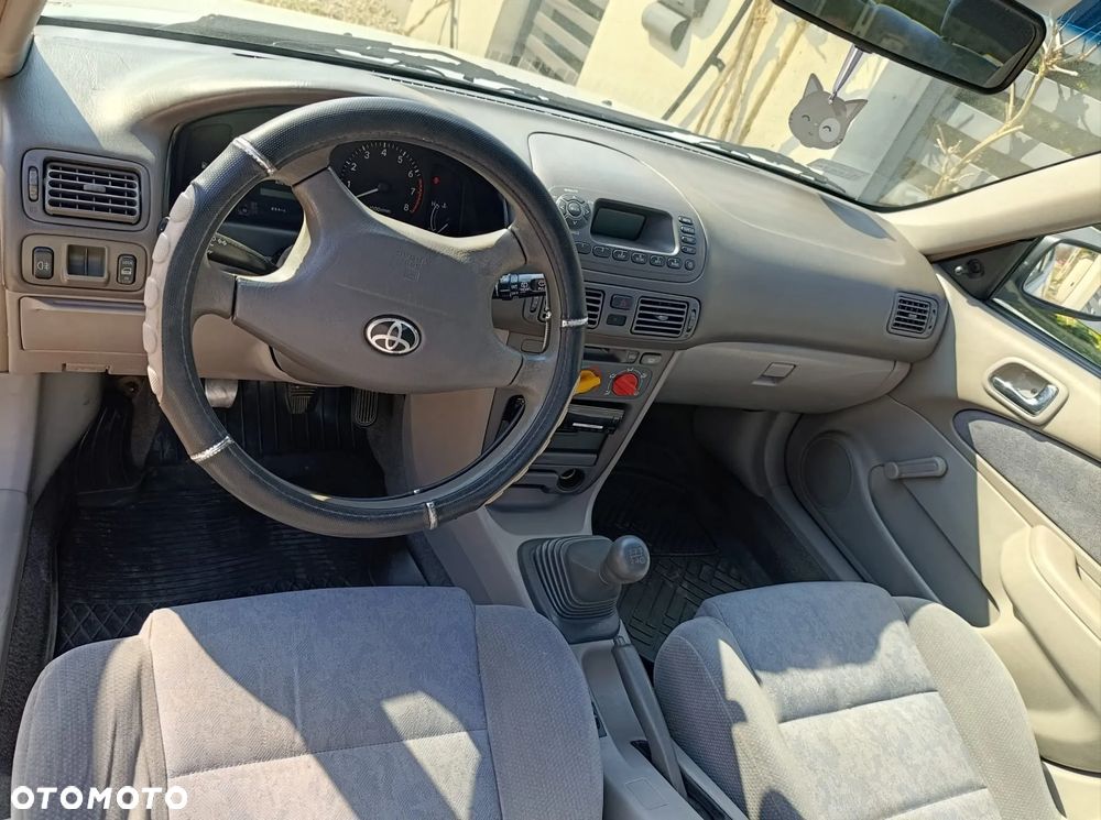 Toyota Corolla 1.4 Terra1 - 1