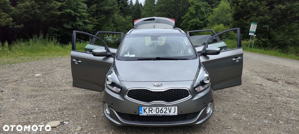 Kia Carens 1.6 GDI M - 23