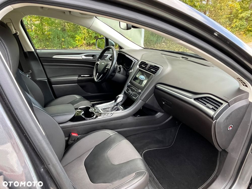 Ford Mondeo 2.0 TDCi Titanium PowerShift - 14