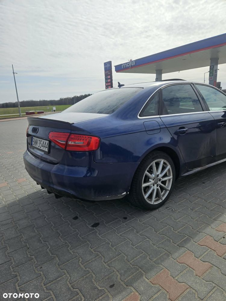 Audi A4 Limousine 2.0 TFSI Multitronic - 2