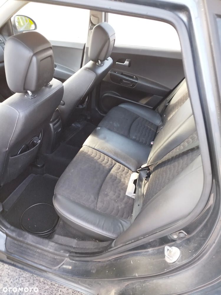 Kia Ceed Cee'd 1.6 Crdi Comfort + - 5
