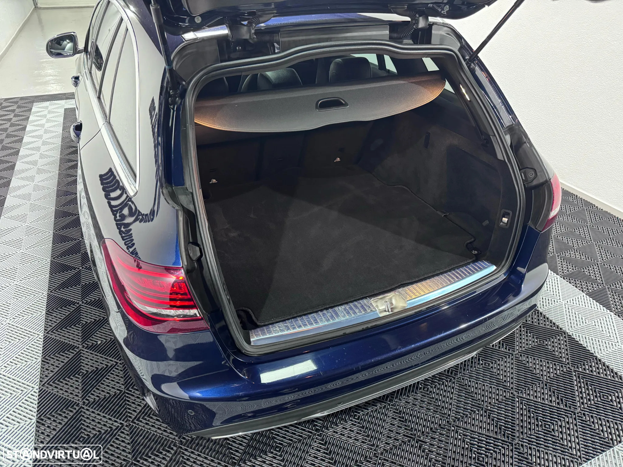 Mercedes-Benz C 200 d Station AMG Line - 16