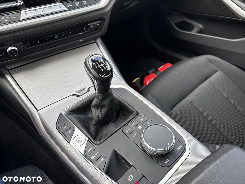 BMW Seria 3 318d Advantage - 16