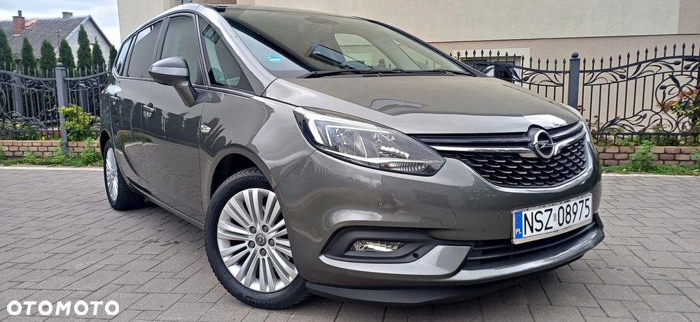 Opel Zafira - 9