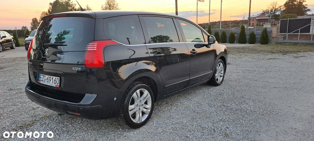 Peugeot 5008 2.0 HDi Premium - 6