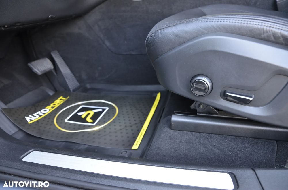 Volvo XC 60 D4 AWD Geartronic Momentum - 14