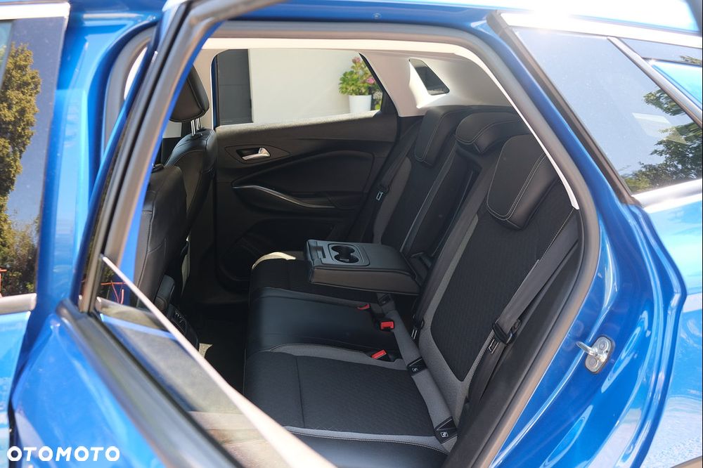 Opel Grandland X 1.6 D Start/Stop INNOVATION - 32