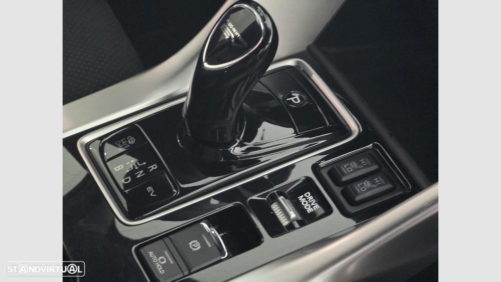 Mitsubishi Eclipse Cross 2.4 PHEV eMotion - 13