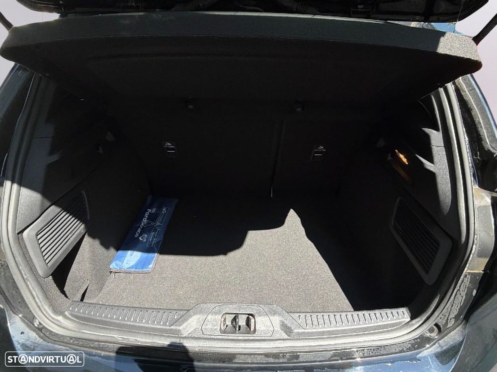 Ford Focus 1.5 TDCi ECOBlue ST-Line - 21